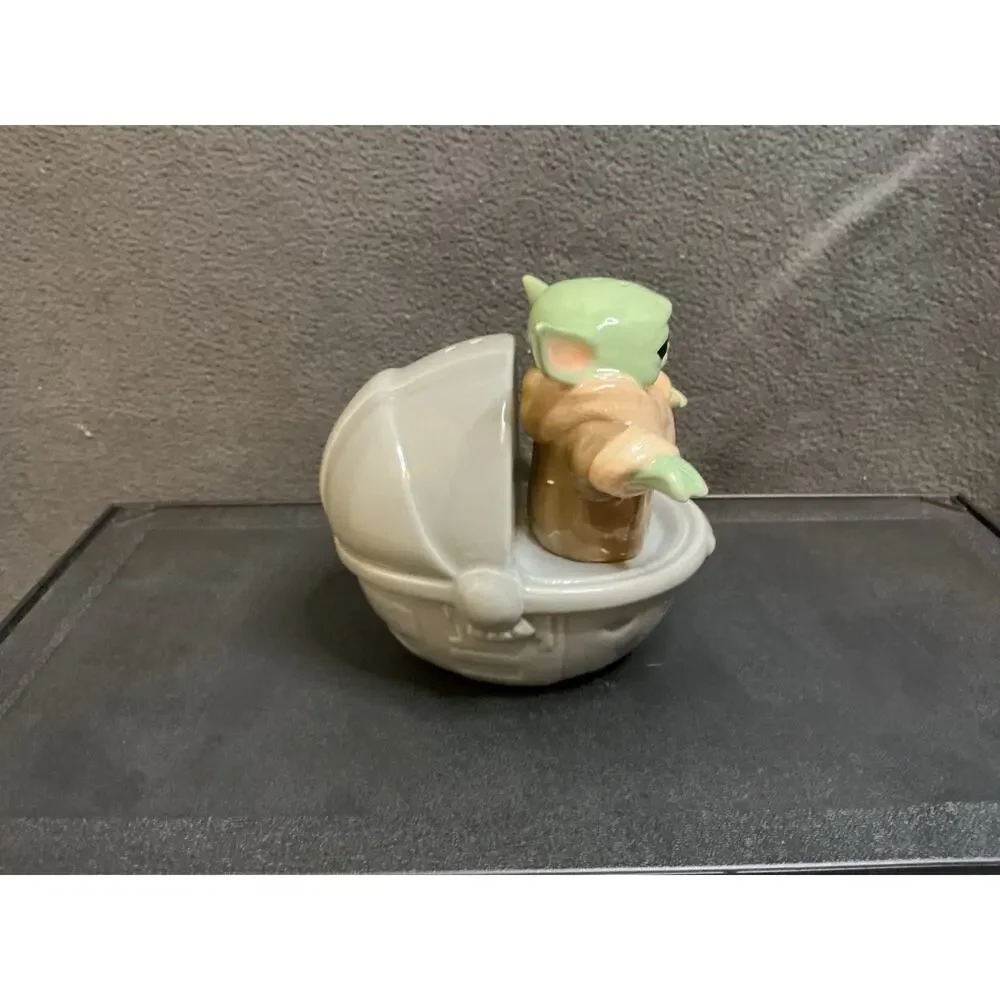 Star Wars Mandalorian Grogu The Child Salt & Pepper Shakers Baby Yoda Disney NIB